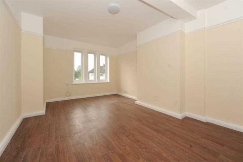 3 bedroom property to rent - Beech Road, St Albans
