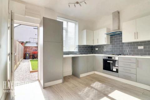 3 bedroom terraced house to rent, Station Road, Rotherham