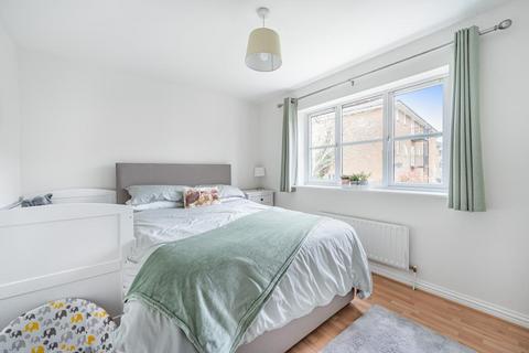 15 Acre Close, Headington, Oxford, OX3 7FQ