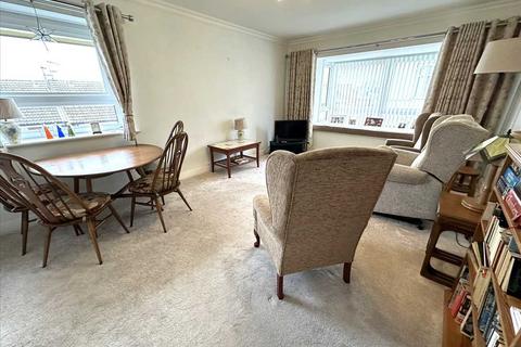 2 bedroom apartment for sale, Melville Court, Filey