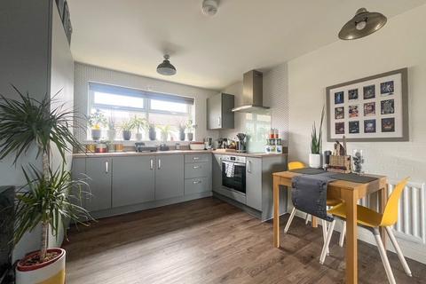 2 bedroom apartment for sale, Lane End Road, Patchway, Bristol, Gloucestershire, BS34