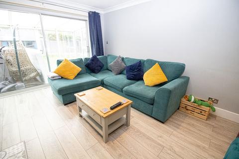 7 Cambria Close, Shirley, Solihull, B90 1DR