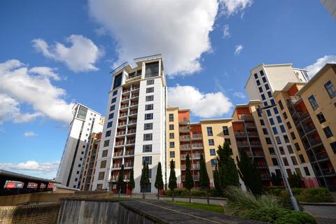 2 bedroom apartment for sale, Baltic Quay, Gateshead