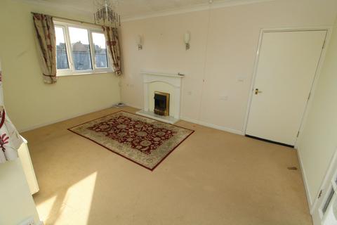 1 bedroom flat for sale, Lawnsmead Gardens, Newport Pagnell