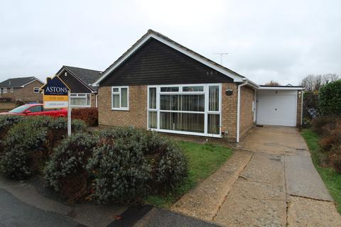 2 Carlyle Close, Newport Pagnell, MK16 8PZ