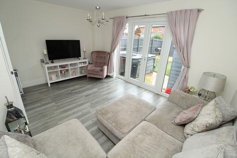 4 bedroom end of terrace house for sale - Salmons Yard, Newport Pagnell