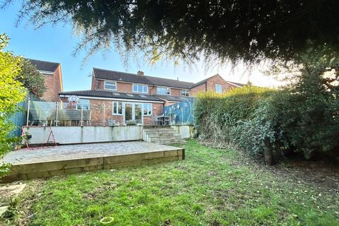 7 Brackley Close, Northampton, NN2 8NN