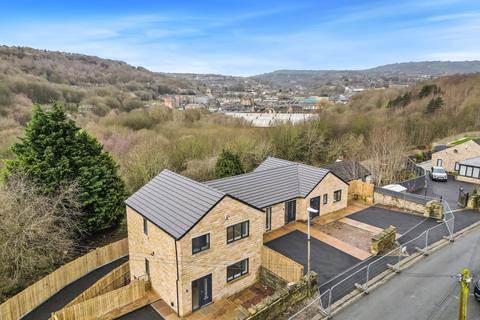 4 bedroom townhouse for sale, Upper Brow Road, Huddersfield, HD1