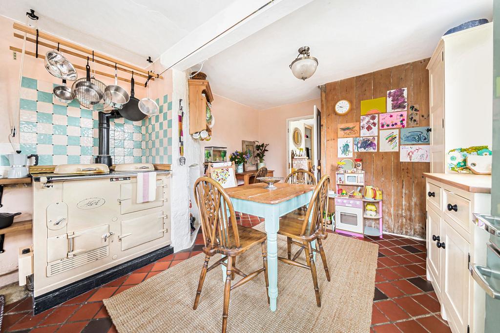 Kitchen/Dining Room (1)