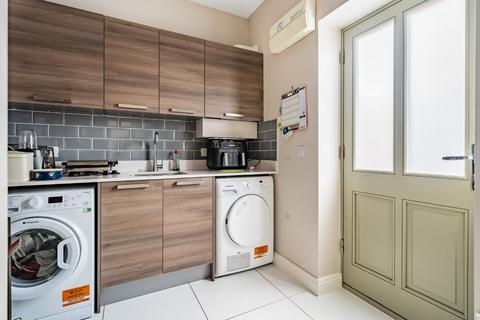4 Vawser Crescent, Peterborough, PE3 6FU