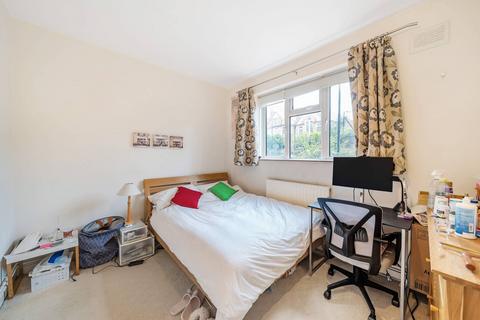 2 bedroom flat for sale - Gilbert House, Nine Elms, London, SW8