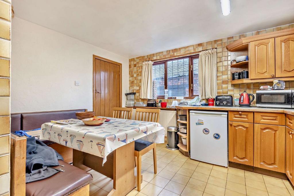 Cottage Kitchen