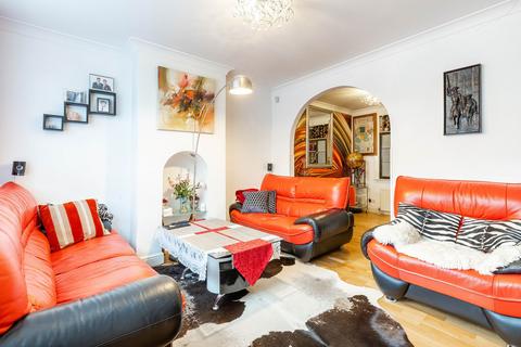 3 bedroom semi-detached house for sale, Wellesley Road, London