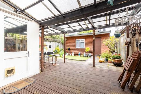 3 bedroom semi-detached house for sale, Wellesley Road, London