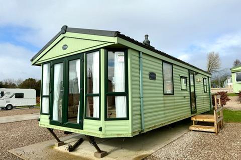 2 bedroom static caravan for sale, Carnforth Lancashire