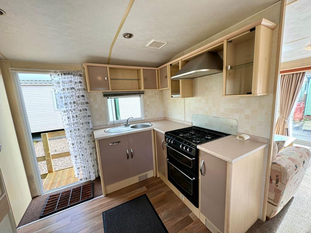 Carnforth Lancashire 2 bed static caravan for sale £27,995