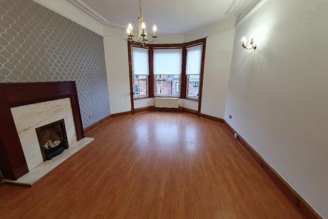 2 bedroom flat to rent, Meadowpark Street, Dennistoun, Glasgow, G31