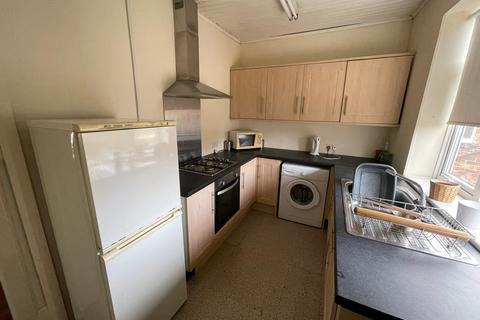 2 bedroom flat to rent - Marleen Avenue, Heaton, Newcastle upon Tyne, NE6