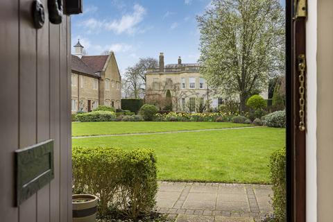 2 bedroom terraced house for sale, Kings End, Bicester, OX26