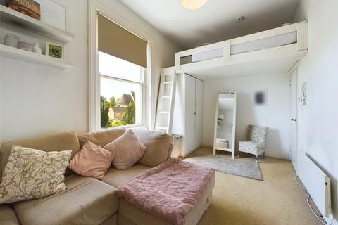 1 bedroom apartment for sale, Irving House, Cheltenham, Glos, GL52