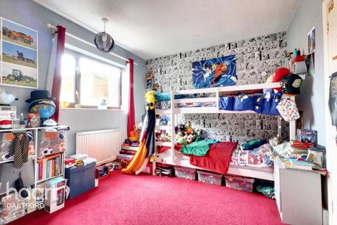 2 bedroom maisonette for sale, Scott Crescent, Erith