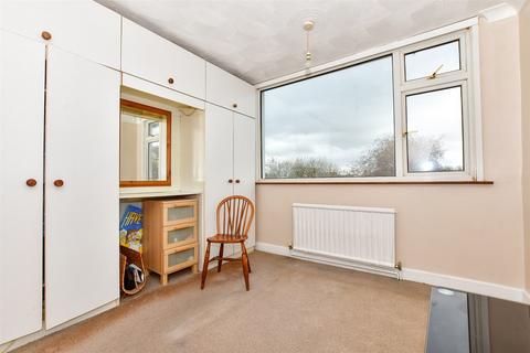 33 Coniston Close, Erith, DA8 3BD