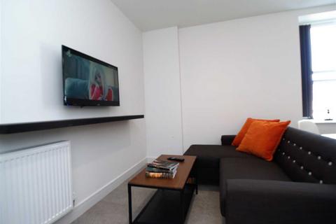 2 bedroom apartment to rent, Queen Anne Terrace, Plymouth, Plymouth