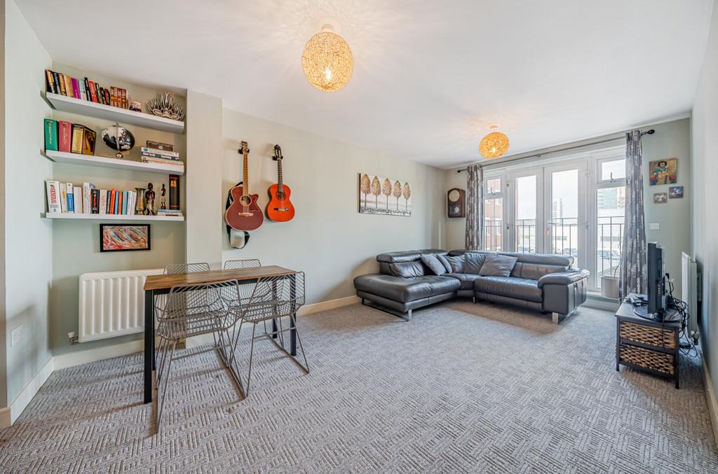Masons Hill, Bromley 2 bed apartment for sale £350,000