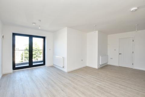 2 bedroom apartment to rent, Wickham Road Shirley CR0