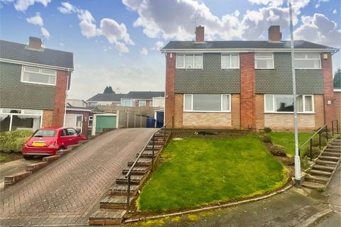 3 bedroom semi-detached house for sale - Suffolk Close, Newcastle, ST5