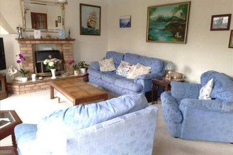4 bedroom detached house for sale, Bryn Eglwys Gardens, NEWTON, Porthcawl
