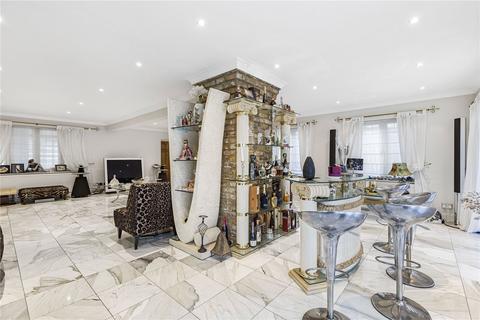 5 bedroom detached house for sale, Carbone Hill, Northaw, Hertfordshire, EN6