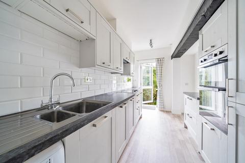 2 bedroom apartment for sale, Copsem Lane, Oxshott, Surrey, KT10