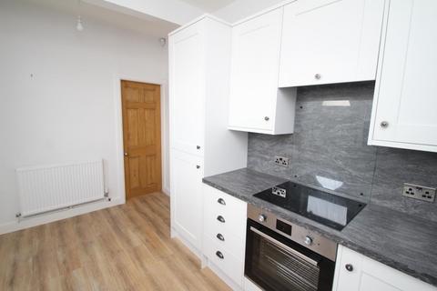 2 bedroom terraced house to rent, Mount Vernon Road, Rawdon, Leeds, West Yorkshire, LS19