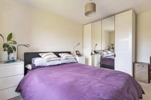 2 bedroom apartment to rent, Guildford GU4