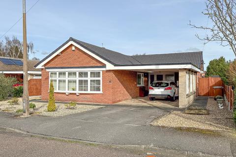 3 bedroom detached bungalow for sale - The Lawns, 1 NG23
