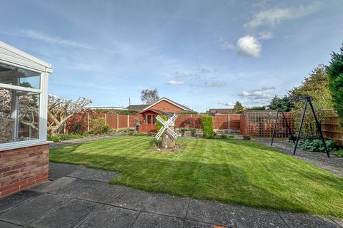 3 bedroom detached bungalow for sale - The Lawns, 1 NG23
