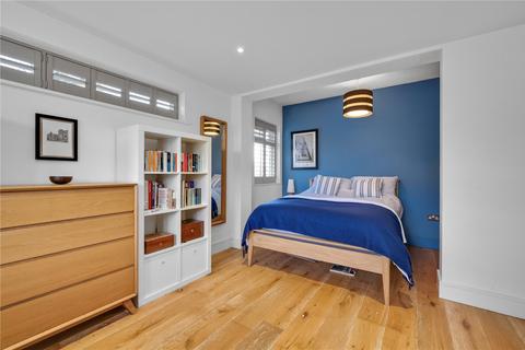 27 Vine Road, East Molesey, KT8 9LF