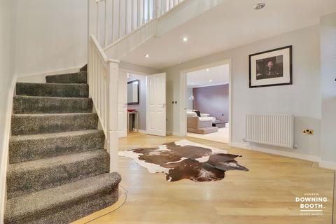 34 Lawrence Way, Lichfield, WS13 6RD