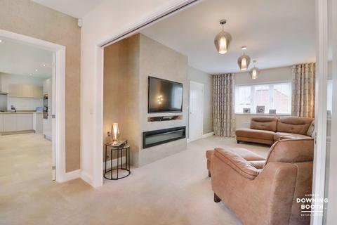 12 Hamstall Close, Streethay, Lichfield, WS13 8GF