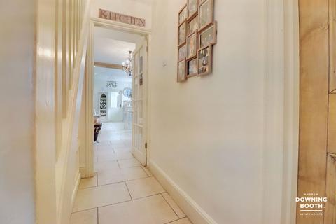 21 New Road, Shenstone, Lichfield, WS14 0NQ