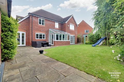 4 bedroom detached house for sale, Allington Avenue, Lichfield WS13