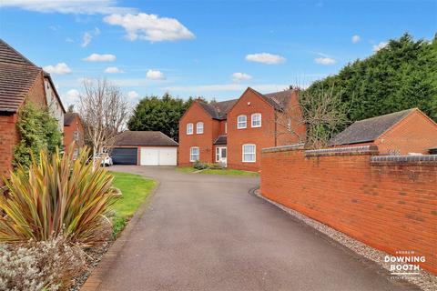 4 bedroom detached house for sale, Alesmore Meadow, Lichfield WS13