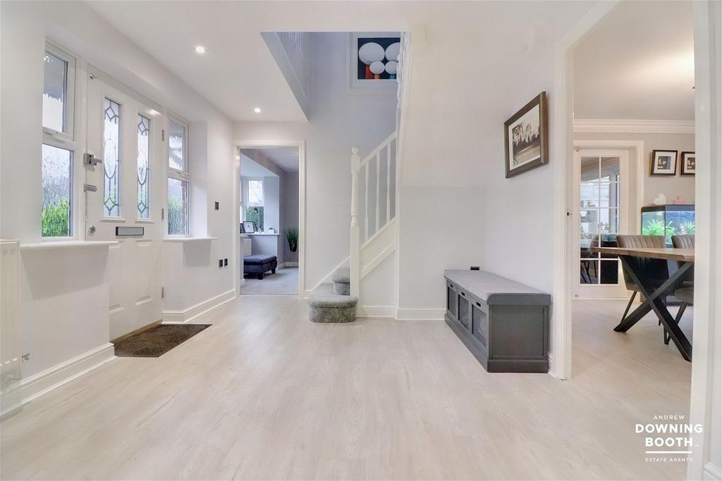 Cheshire Close, Burntwood WS7 4 bed detached house for sale £575,000