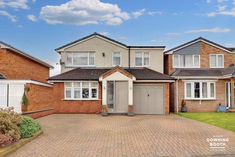 10 Irving Close, Lichfield, WS13 7EN
