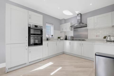 1 Harrier Road, Streethay, Lichfield, WS13 8WG