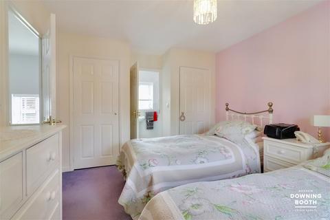 3 bedroom detached house for sale, Alesmore Meadow, Lichfield WS13