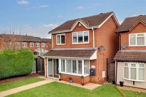 3 bedroom detached house for sale, Curlew Close, Lichfield WS14