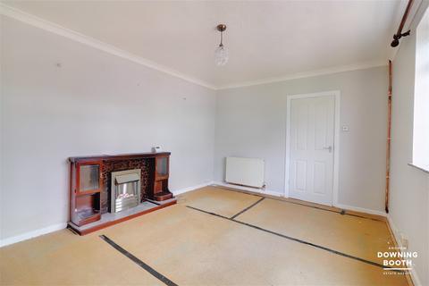 87 Cherry Orchard, Lichfield, WS14 9AF