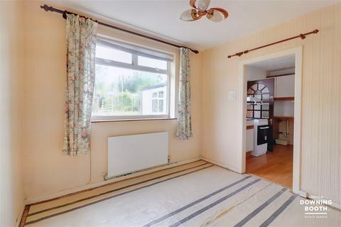 87 Cherry Orchard, Lichfield, WS14 9AF